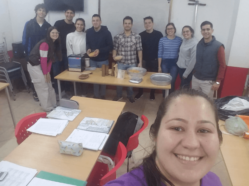 Clases de Perito con Belén.